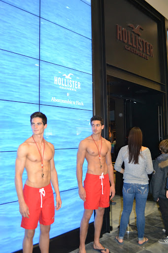 image Hollister so ouest