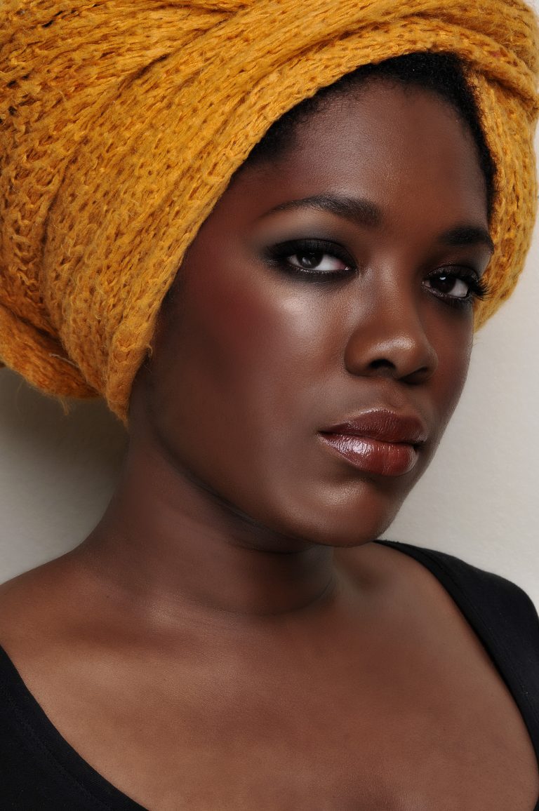 Afro Inspiration : Carole Diop, directrice de publication de Afrikadaa