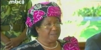 Joyce Banda, première femme présidente en Afrique australe joyce banda