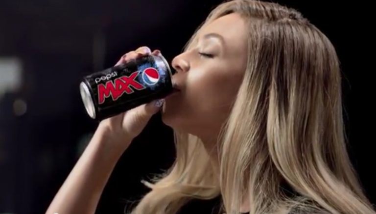 Beyoncé dévoile Grown Woman dans une pub Pepsi