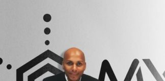 J.X-Paulin-and-the-mini-MIX-black