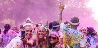 Color Run : 40 euros pour se faire balancer de la poudre colorée à la gueule image-afrokanlife-color-run-3