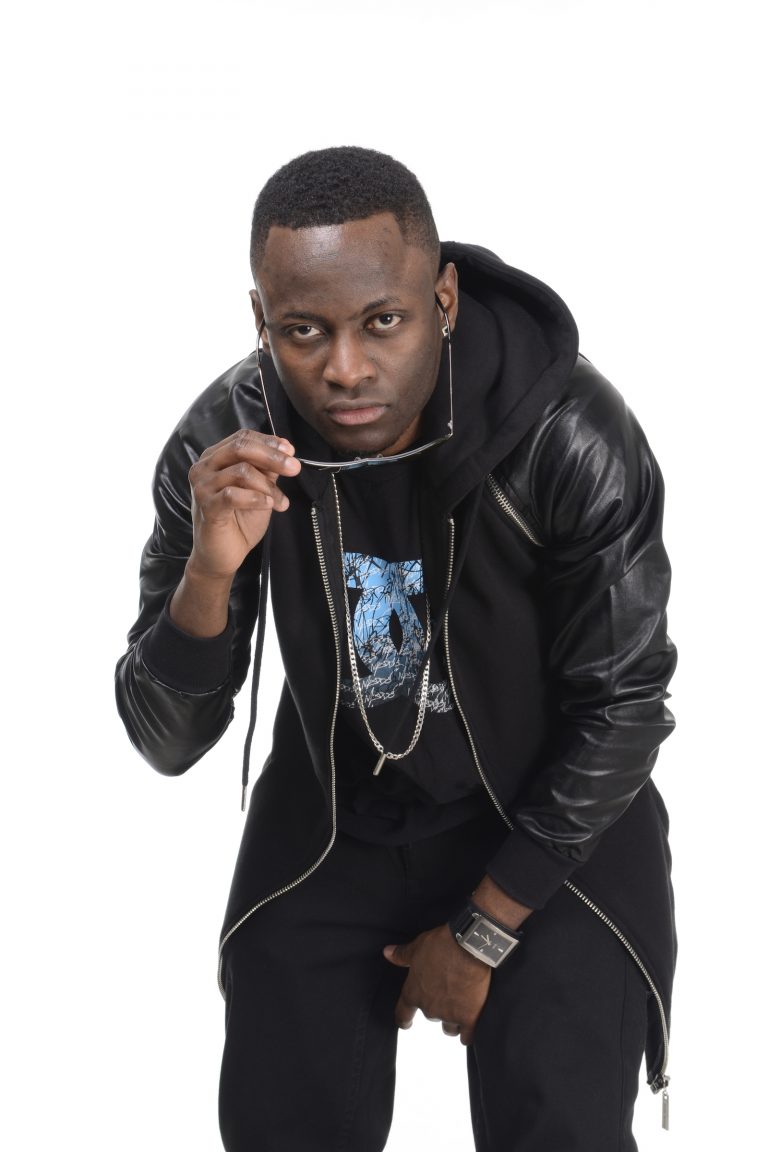 Projecteur sur B-VERSS artiste éclectique