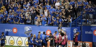 Montreal_Galaxy_Drogba_4