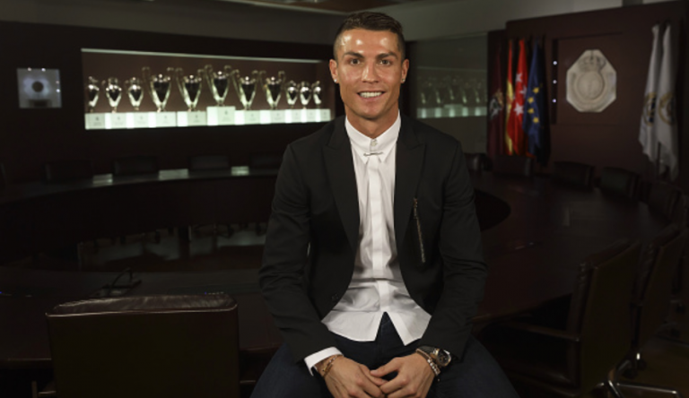 Real Madrid : Ronaldo prolonge jusqu’en 2021