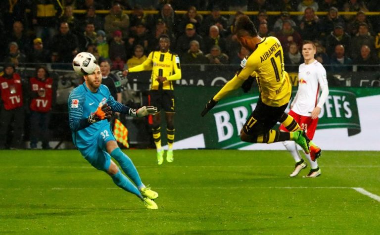 Borussia Dortmund : La régalade d’Ousmane Dembélé face au RB Leipzig (VIDEO)