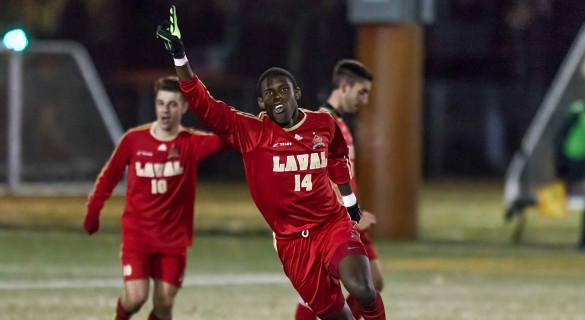 Soccer masculin universitaire