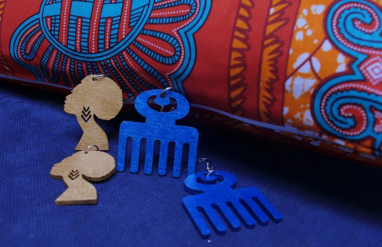 A LA DECOUVERTE DE “WALY ACCESSOIRES”