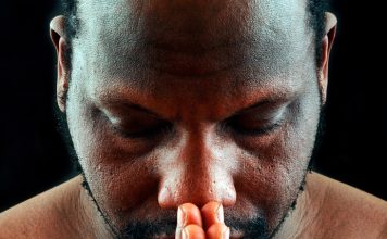 Quand la Vie vise à nous donner une leçon sur le Temps mort (Au-delà) par ASSOUKA